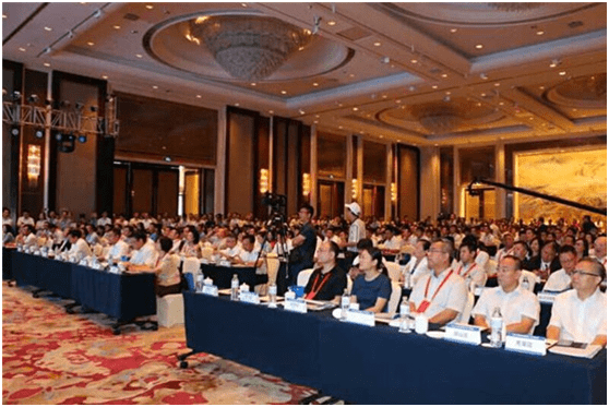 揚帆?？?北汽車咖與市政府簽署數億級投資項目，共創數字文創產業新未來